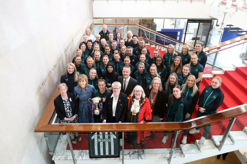 Newcastle United Women's football team honoured at a Civic reception following promotion chroniclelive.co.uk/news/north-eas…