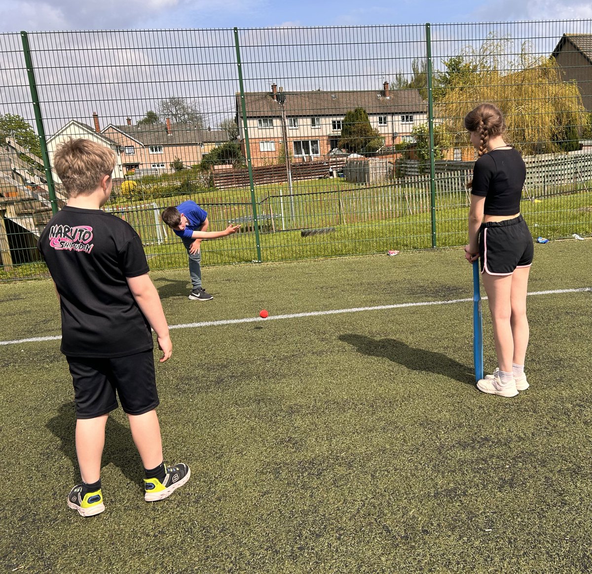 MsFBrown4's tweet photo. A bit of French cricket for P6 this week. Their fielding skills are looking good!! @FoxCovertPS https://t.co/ydZ2nuhMch