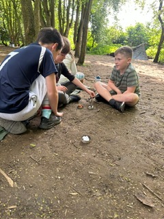 GGAYEAR4's tweet photo. Fun in the woods. https://t.co/LEtlhhb3kC