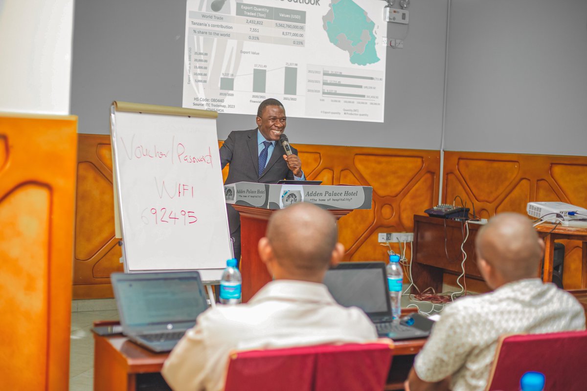 #Happeningnow!
Training on Market Analysis tools by @ITCNews in Mwanza🇹🇿
Training aims to build capacities of trade advisors/experts to conduct data-driven market research and establish a network instrumental in bringing valuable autonomy in trade advocacy & export dev.
@EUinTZ