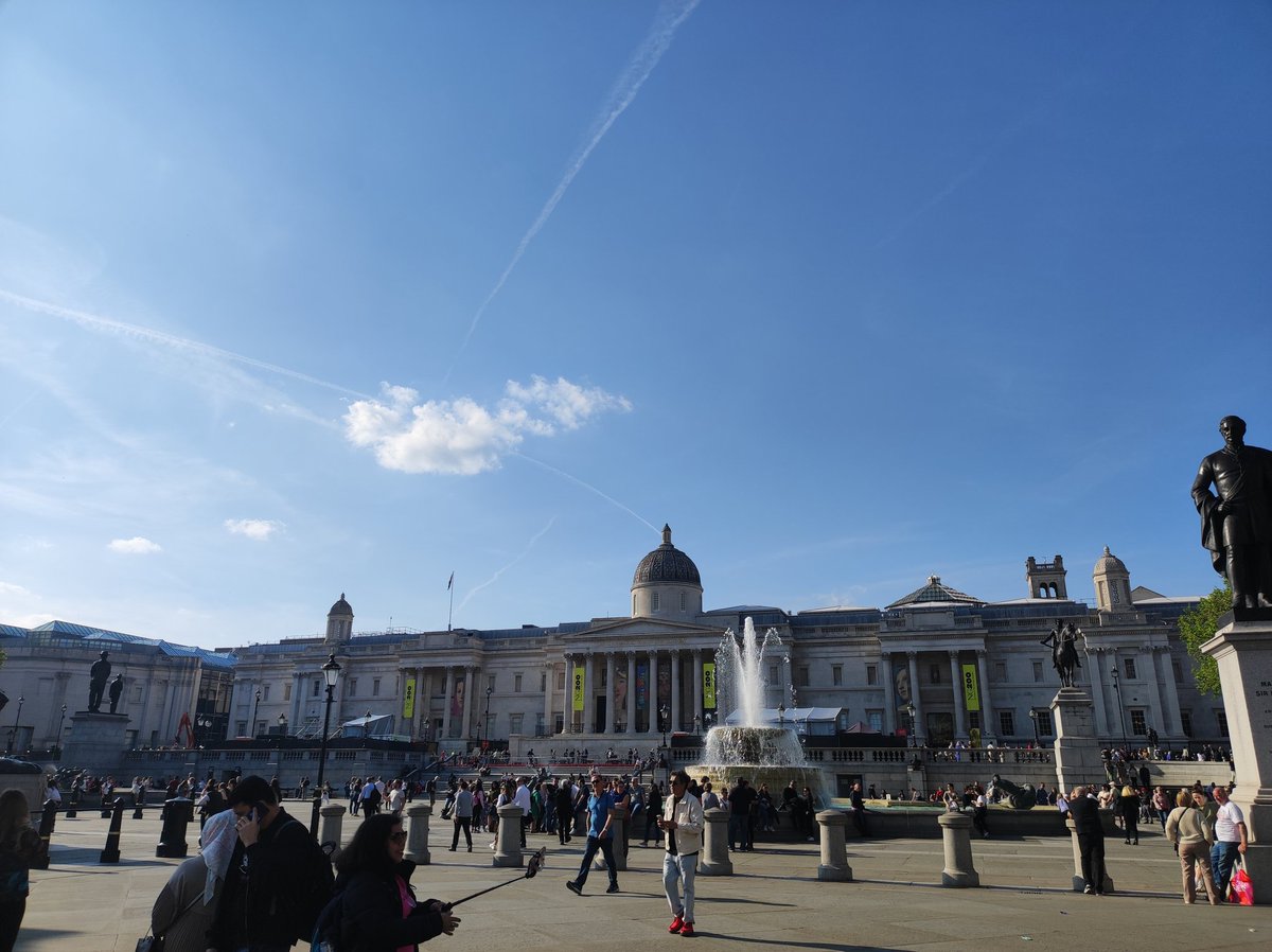 jasmine_bone3's tweet photo. Lovely to head into sunny London yesterday for the @Royalcom1851 Alumni Science Evening! Very interesting talks and a chance to catch up with past and present fellows ☀️ https://t.co/o5Wgyn5fph