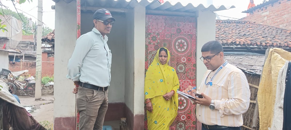 BegusaraiLsba's tweet photo. #ODFS बरौनी प्रखंड अंतर्गत पिपरादेवस  पंचायत में IHHL &amp;पैडल रिक्सा तथा ई रिक्सा का जांच किया गया‌। @DM_Begusarai @rajeevjauhari1 @SBMGramin @LSBA_Bihar @BiharRDD @swachhbharat https://t.co/8vxysYJl3m