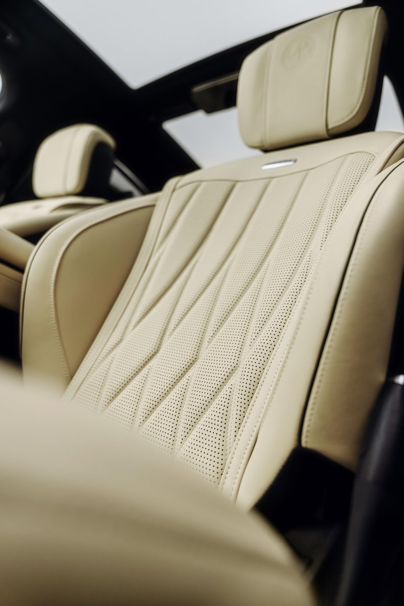 Jetez un œil aux détails de l'intérieur de la Mercedes-AMG S 63 E PERFORMANCE. ✨ 

mb4.me/AMG_S_63_FR

📷 @philipprupprecht for #AMGcreator

#MercedesBenz #MANUFAKTUR
Au quotidien, prenez les transports en commun. #SeDéplacerMoinsPolluer