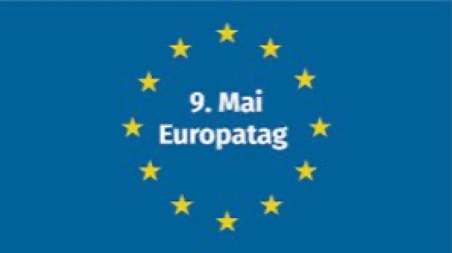 Mein Heimatland heißt #Europa Ich bin sehr glücklich und sehr dankbar in #Europa leben zu können. Die gemeinsame Währung und die gemeinsamen Richtlinien sind etwas, dass ich als sehr positiv empfinde. Die #EU gibt unserem Leben Sicherheit und Wohlstand. #Europatag