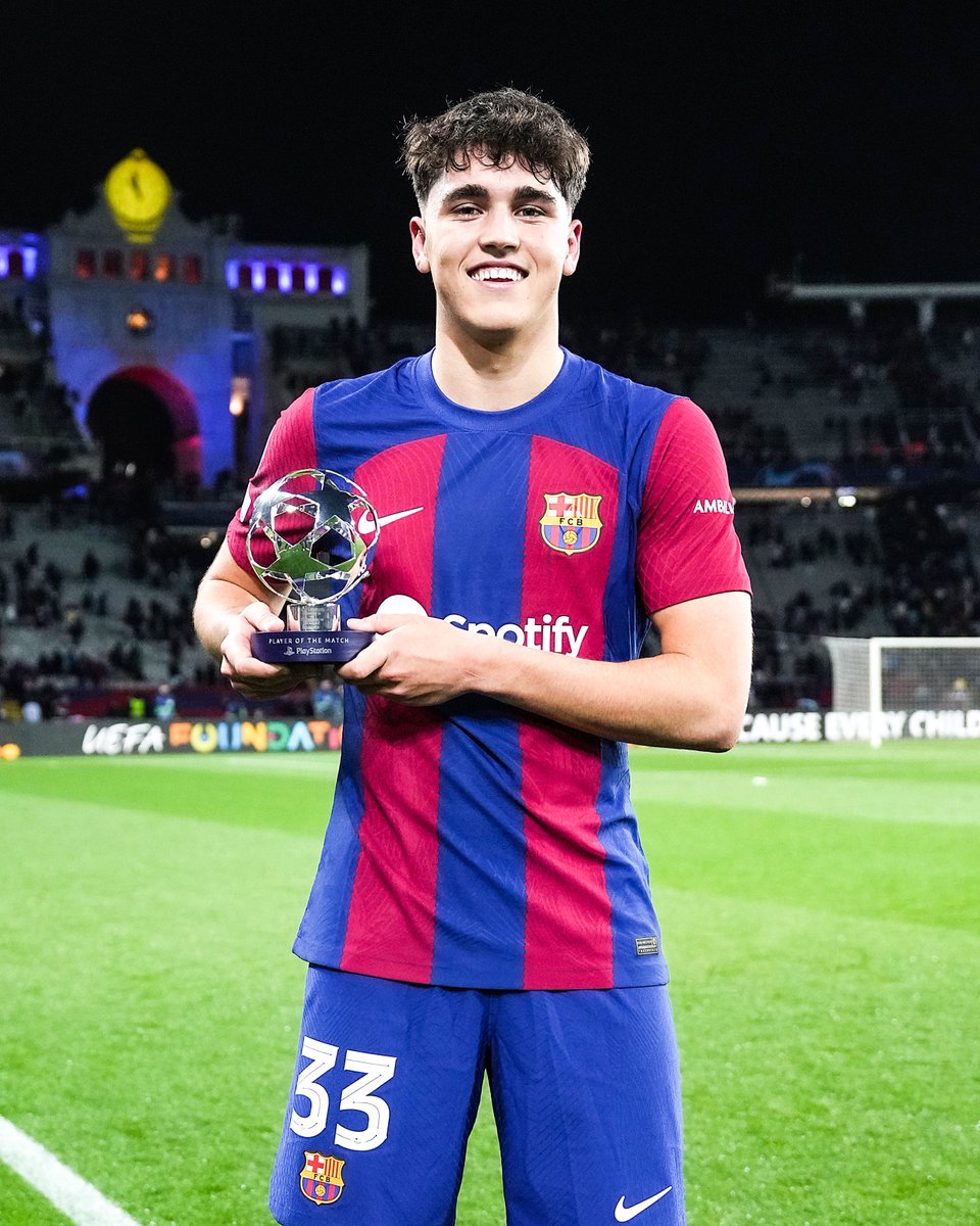 Pau Cubarsí has earned a new Barcelona contract until 2027. The 17-year-old is already one of the club’s most important players, becoming a mainstay in their XI. What a breakout season 💫