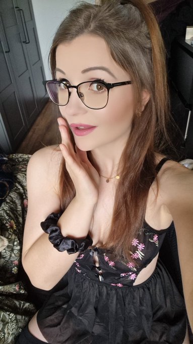 #Hey du! 🤭 Ich bin jetzt in der #Cam. 😏 Lass mich deinen #Tag doch ein wenig  #vers&uuml;&szlig;en. 😇💦 🔽 https://t<a href="/tag/hey"class="tags">#Hey</a><a href="/tag/cam"class="tags">#Cam</a><a href="/tag/tag"class="tags"><span>#tag</span></a><a href="/tag/vers%C3%BC%C3%9Fen"class="tags"><span>#vers&uuml;&szlig;en</span></a>