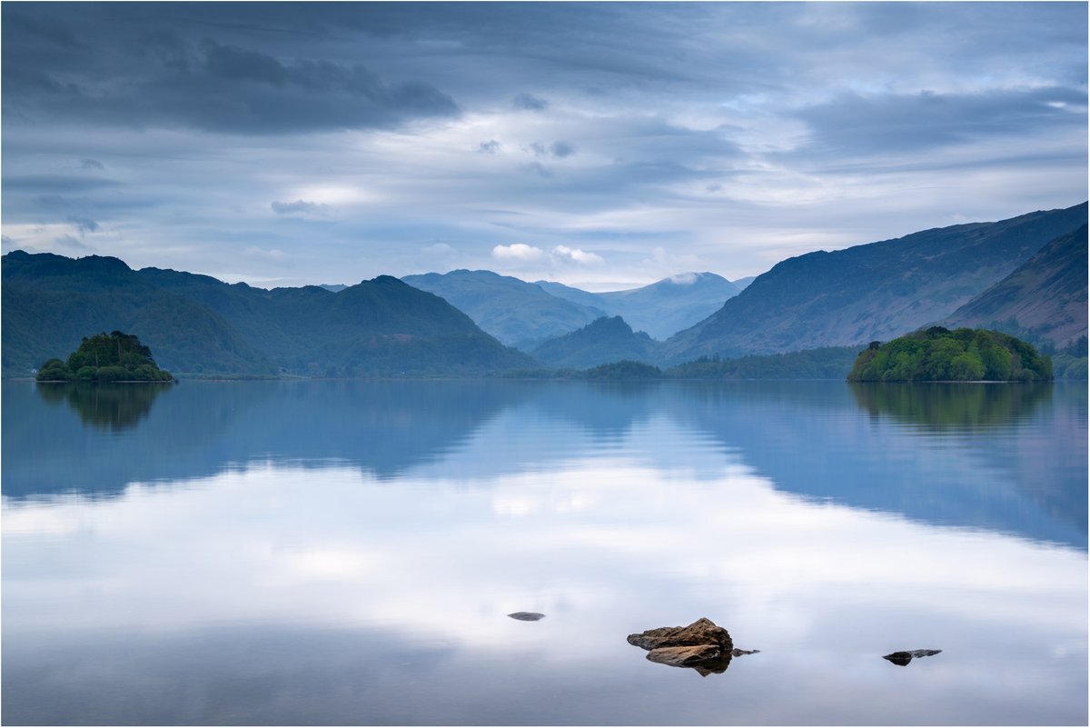 A soft morning up on Derwentwater today. The lake is so low that all manner of rocks and skerries are visible that usually remain hidden. #capturewithconfidence @kasefiltersuk