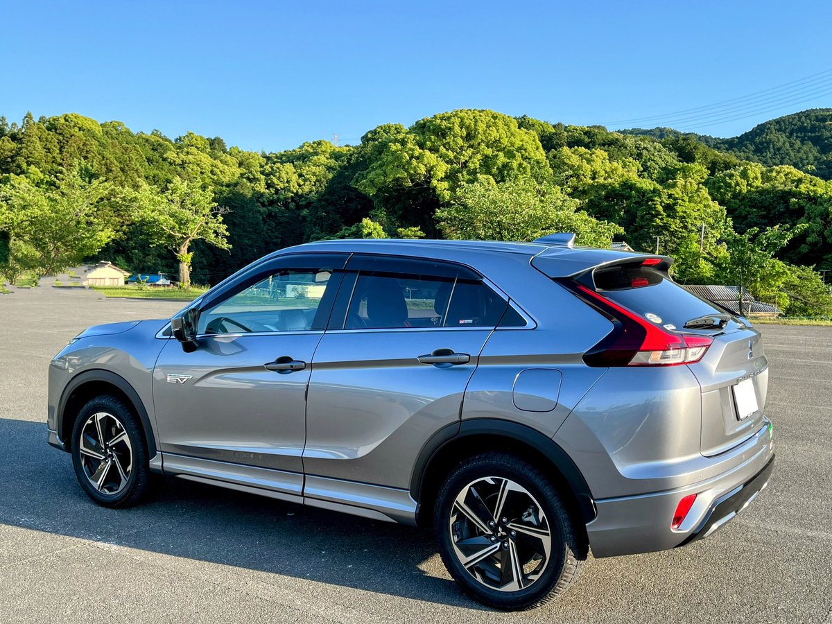 仕事帰り、黄昏る。
自動車税🚗の支払い完了✅。
#エクリプスクロスPHEV
#三菱自動車で行こう