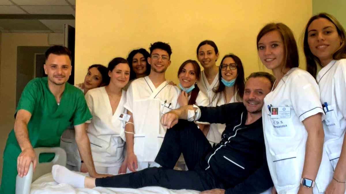 Cateno De Luca esce dall'ospedale e ringrazia il personale medico: 'Pronto a ricominciare' dlvr.it/T6dngJ