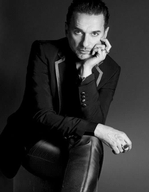 happy bday Dave Gahan @theimposter 🌹🖤