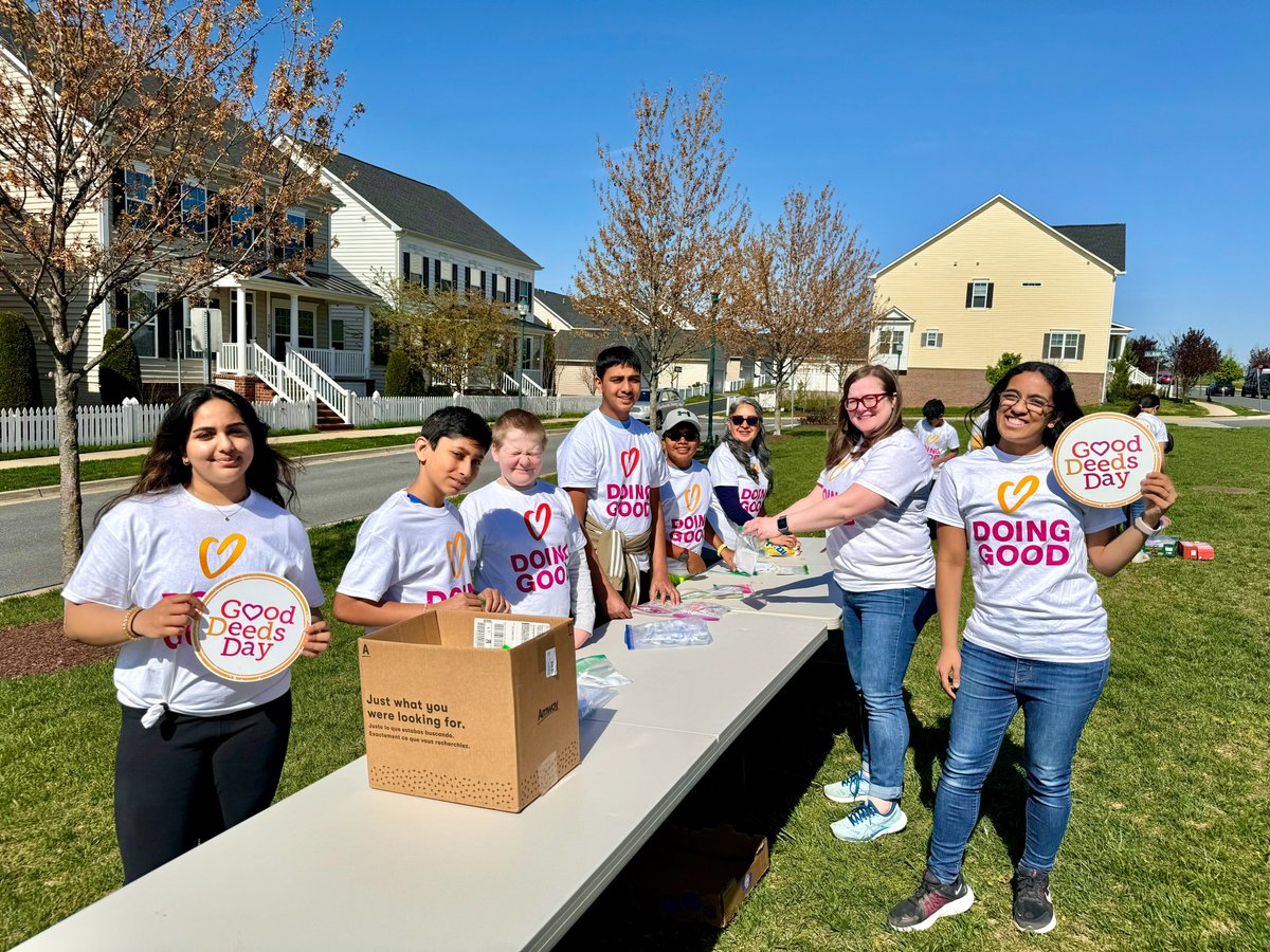 Reflecting on an incredible @GoodDeedsDay #service project in #Maryland: from packing snack packs to assembling #gratitude bags, our #NEST4US #volunteers showed how every #kind act makes an #impact. Let's continue to #takeaction on #GoodDeedsDay & beyond! nest4us.org