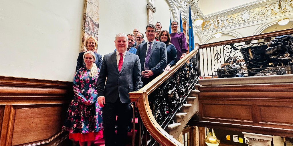 External Affairs Secretary @AngusRobertson met the European consular corps in Edinburgh today to mark #EuropeDay They discussed @scotgov's commitment to work closely with the EU, as well as studying and training opportunities for young people.