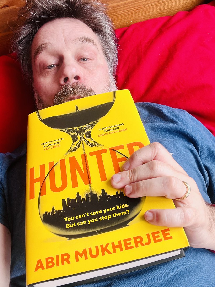 Happy publication day @radiomukhers #HUNTED #BOOKBIRTHDAY Out now from @HarvillSecker