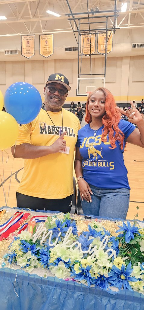 Trac713's tweet photo. My throwers always make me so proud! Congratulations, Mikaela for signing with Johnson C. Smith to continue your education and track career! ❤️ https://t.co/qDIx0eRVLv