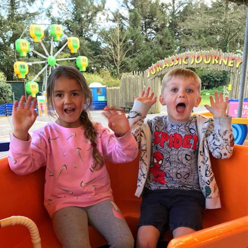 From high-flying thrills to fascinating history, Flambards has it all (and more!) for the whole family!
Take a trip and see us this weekend (plus get 7 days of fun for the price of 1)