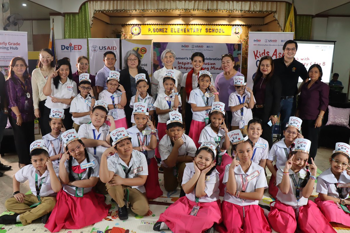 Students at an elementary school in the Philippines recently received hundreds of books with inclusive themes of female empowerment. The donation from @usaid_manila is part of ongoing work providing quality education for all. usaid.gov/philippines/ed…