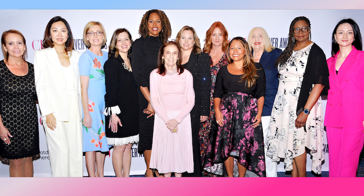 CEW recently celebrated the 2024 Achiever Award winners—plus the Catalyst for Change & Inspiring Educator honorees. Check out the winners below. ➡️hubs.li/Q02wycgV0 #beautypackaging #beautyawards #CEW