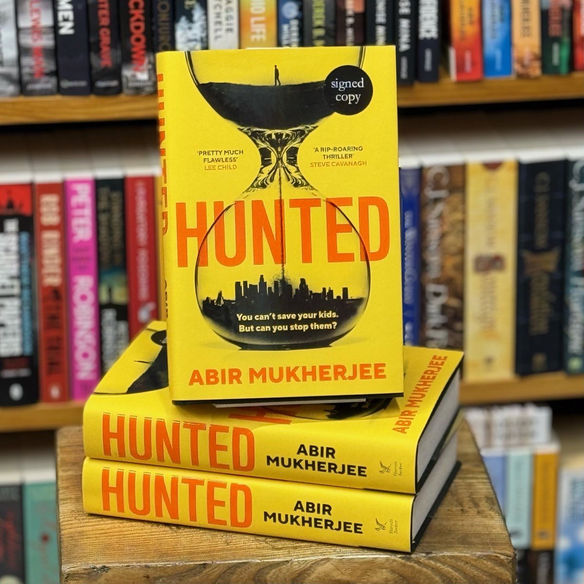We're just adding our voices to the universal chorus of anticipation and praise for #Hunted by @radiomukhers which publishes today. Very thrilled to have some signed copies in the bookshop; so, please form an orderly queue. 🤩#thrillers #contemporarycrimefiction #mynextread
