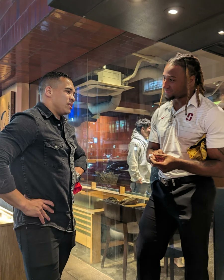 CheslinKolbe's tweet image. Nice to have met 2× Superbowl Champion last night @JustinqReid
Dis net Tokyo wat dit maak🤣