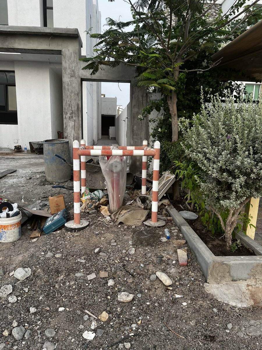 alhabsi9888's tweet photo. لعنايتكم
@NWScare_Oman @Oman_GC @M_Municipality @apsr_om 

هل يعقل أن يتم تركيب طفاية الحريق امام باب المنزل؟ 
عندم تمت مخاطبة @NWScare_Oman  قالوا راح ننقلها بس على حسابك بقيمة ٤٠٠ ريال. هل المواطن هوه من يتحمل اخطاء اقترفها و قام بها الغير؟؟ https://t.co/bs1VzMoWHT