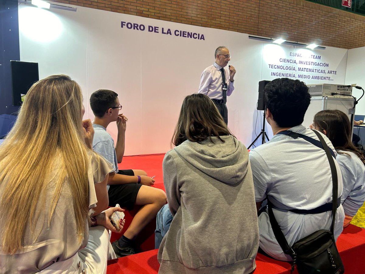 Fundación Descubre tweet media