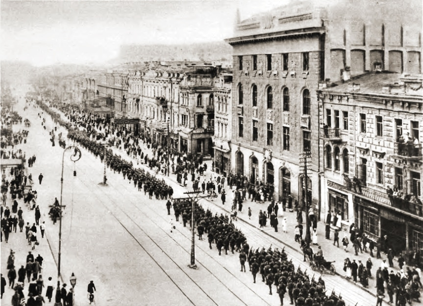 OTD in 1920, May 9th, joint Polish-Ukrainian parade on streets of Kyiv after successful joint PL-UA 'Kyiv expedition'