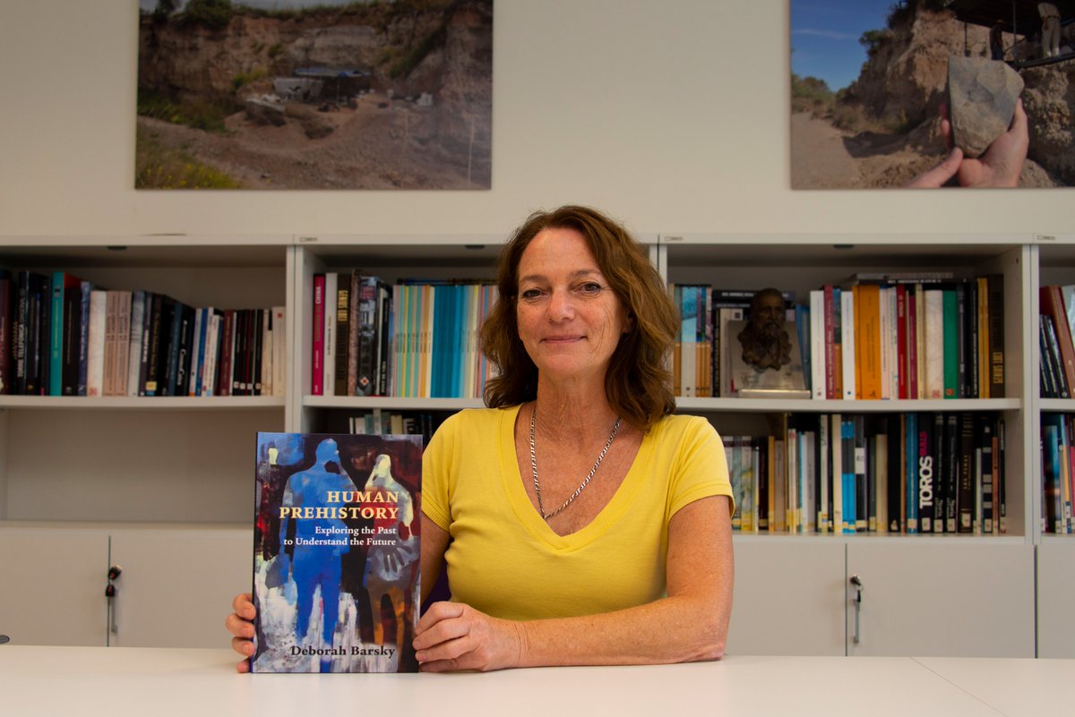 Os esperamos hoy a las 20.15 h. para hablar con Deborah Barsky, investigadora del @iphes sobre su libro 'Conocer la Prehistoria para comprender la condición humana actual’, obra que ha sido editada por la prestigiosa editorial inglesa 'Cambridge University Press' #Burgos #Ciencia