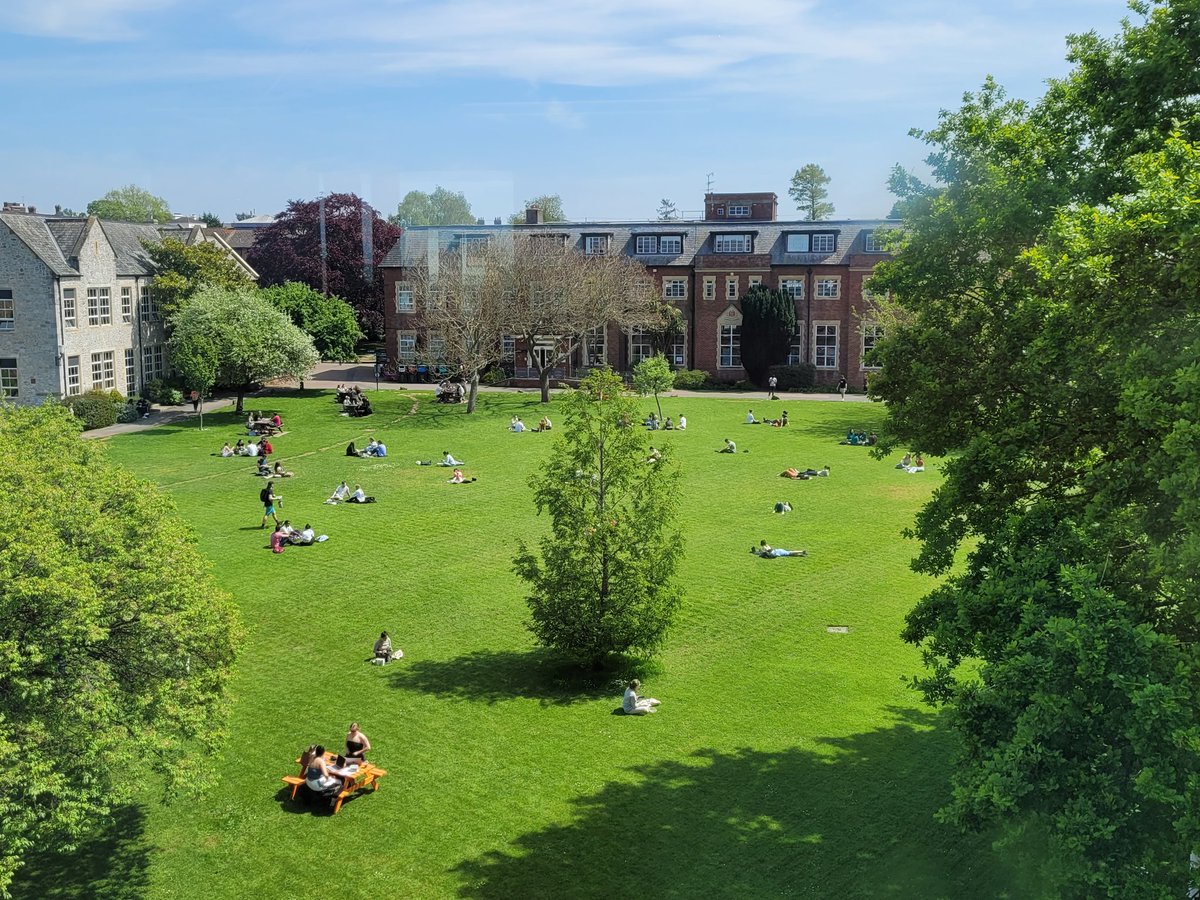 So nice to see the #sunshine finally and students making the most of our beautiful campus... (photo taken from inside the office 😔)