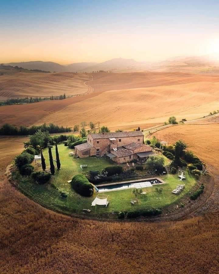 Villa Pienza in Tuscany 

Rate it out of 10