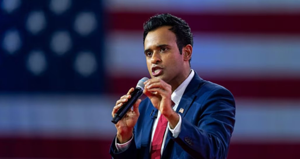 Hello guys; Vivek Ramaswamy says, We need *two* mass deportations; Millions of illegals out of America and Millions of federal bureaucrats out of Washington, D.C. Please Repost👍 Do you agree with Vivek?