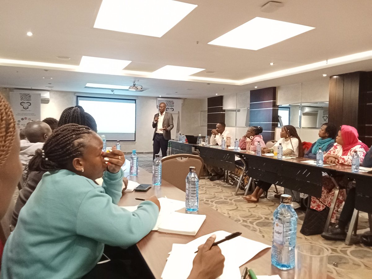 Last stretch Nairobi County! Talking about putting #SickleCellDisease & #NCDs on the decision making table. I look forward to witnessing revatilized #Advocacy for #NCDs across #Kenya. @Novartis @ampathkenya @NCDAllianceKe @NCDIpoverty @KEHPCA @john_giks @ogingojoy