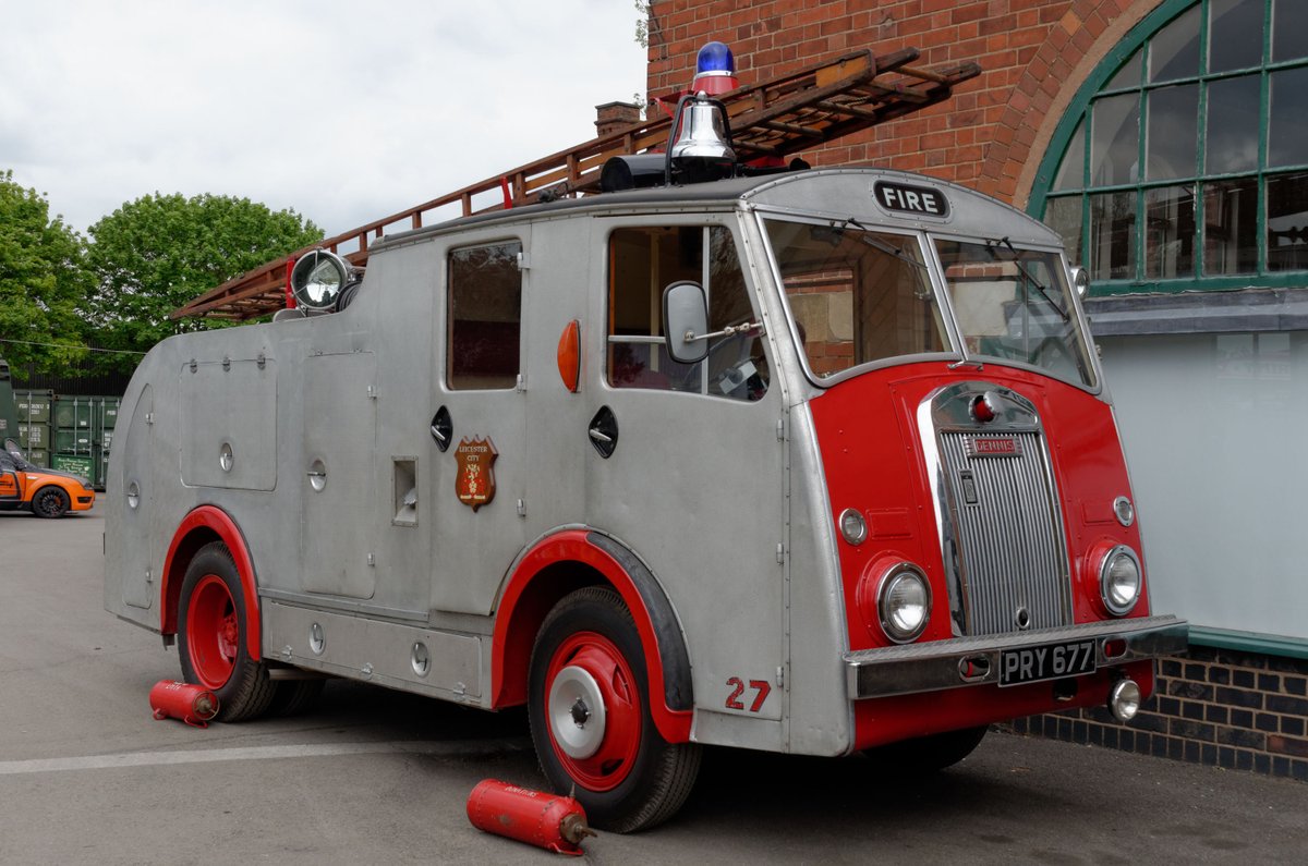 Emergency Services Day 🚨 Fire engines, flashing lights, police cars, ambulances, face painting and so much more! Plus see the majestic steam powered Beam Engine in action and take a ride on the steam loco. Sun 12 May 12pm - 4.30pm #AbbeyPumpingStation leicestermuseums.org/EmergencyServi…