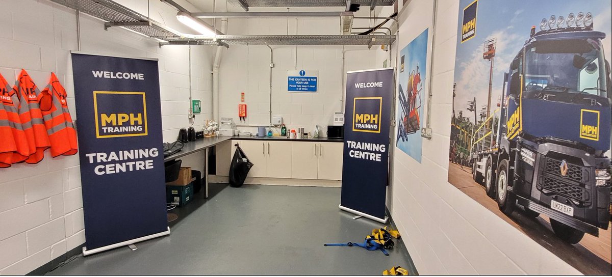 Thank you to Mr Plant Hire for asking us to provide pull-up banners and posters for their training room in Enfield. We think they look fantastic.

Find out more about Mr Plant Hire by clicking here: bit.ly/3fpwaVV 

#toolhire #planthire #training @MrPlantHire