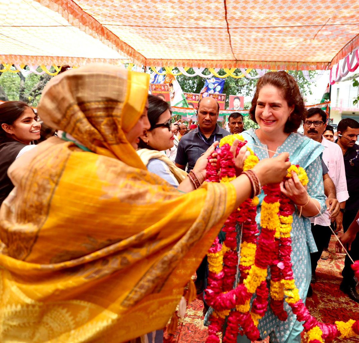 Priyanka Gandhi Vadra tweet media
