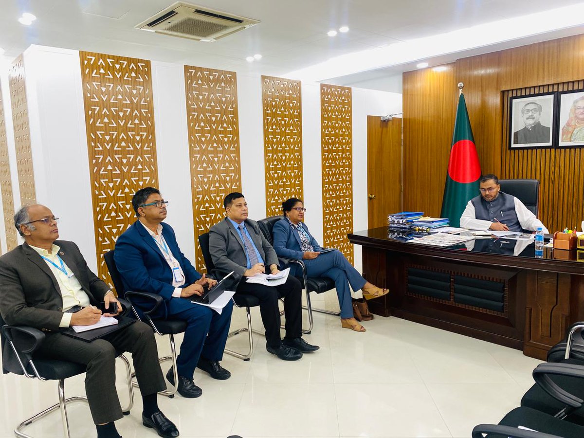 Valuable discussions took place as @UNDP delegation🇧🇩, led by Deputy Res Rep @SonaliDayaratne, met State Minister of Commerce & senior govt officials to explore collaboration for trade transformation post-#LDC graduation to #LeaveNoOneBehind.