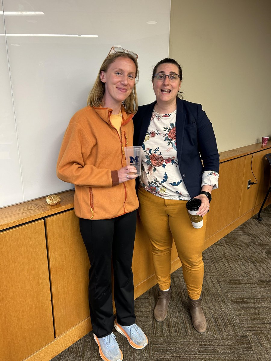 Thanks to @amorri28 for delivering our last Materials seminar of the semester on Tuesday and congrats to Ally for showing that she knows our speaker the best!