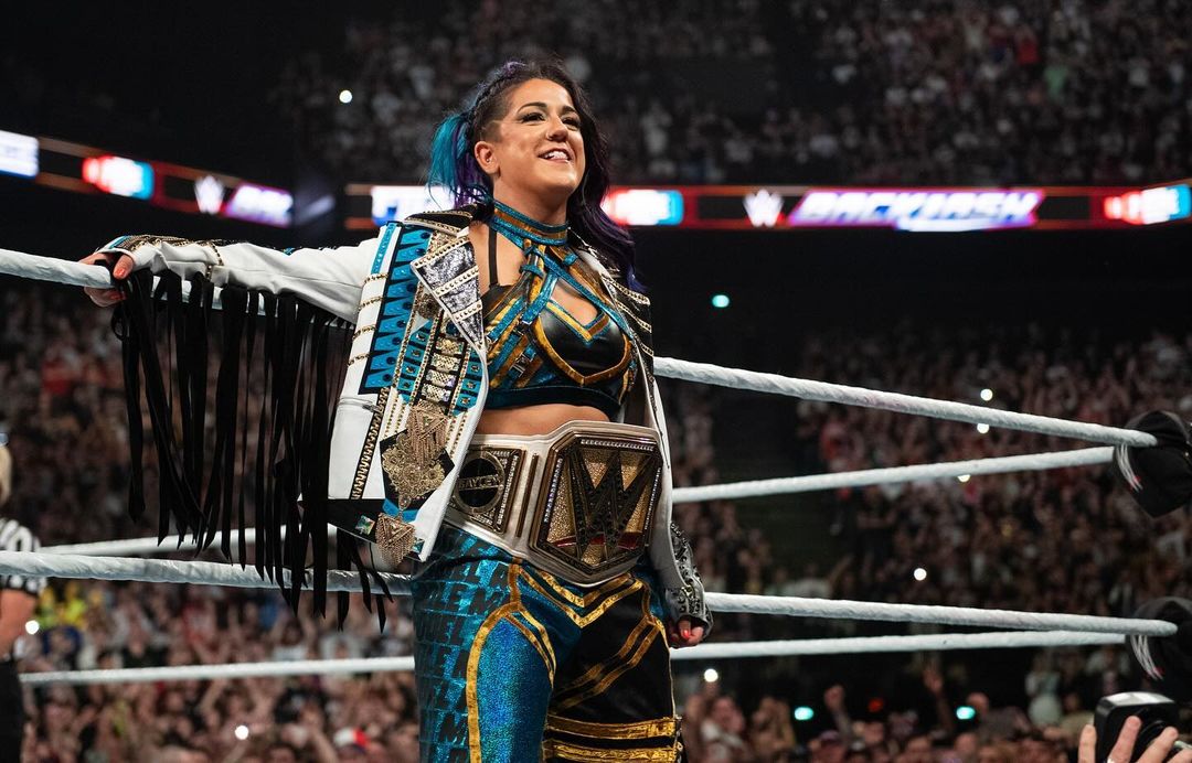 Awesome and badass pic of the Ultra Star Role Model and wwe women's champion @itsBayleyWWE from backlash last Saturday
