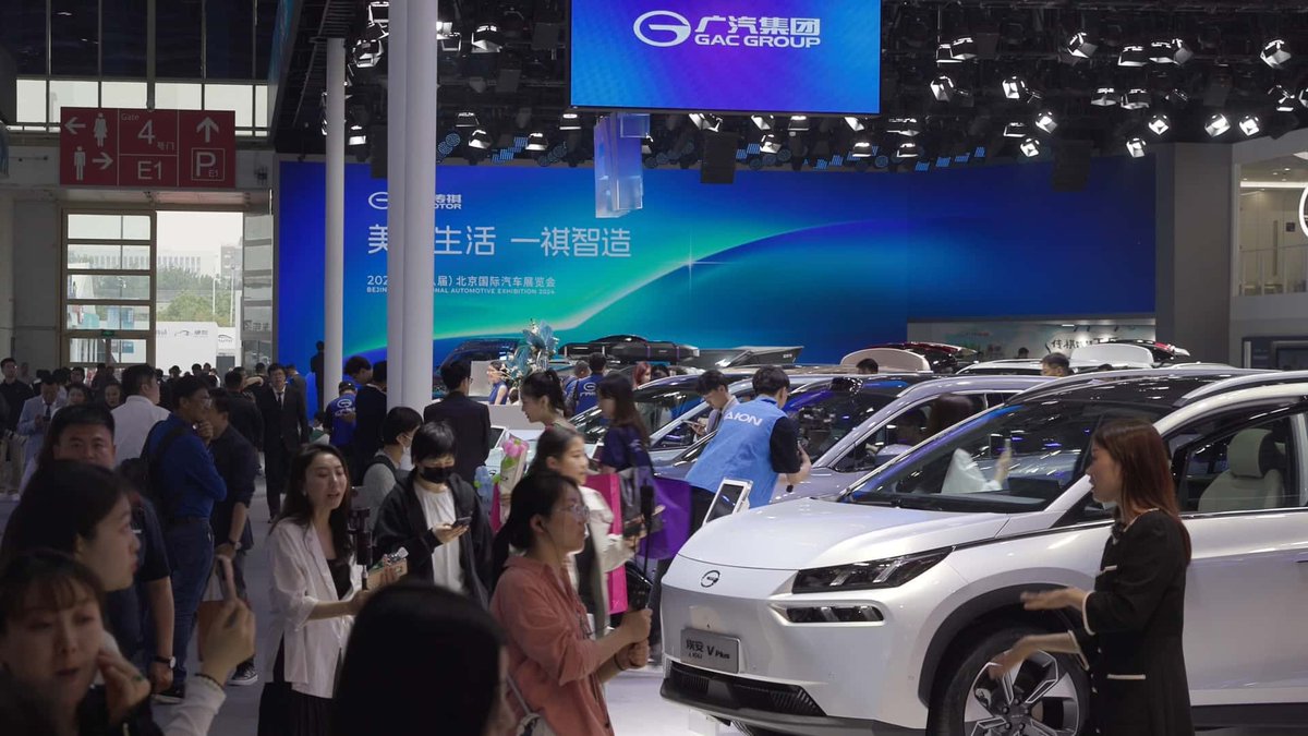 In this in-depth InsideEVs story, Williams goes to the Beijing Auto Show to see for himself how advanced China’s car market has become. And he finds out why Chinese buyers have lost interest in cars from GM, Toyota and the rest. insideevs.com/features/71901…