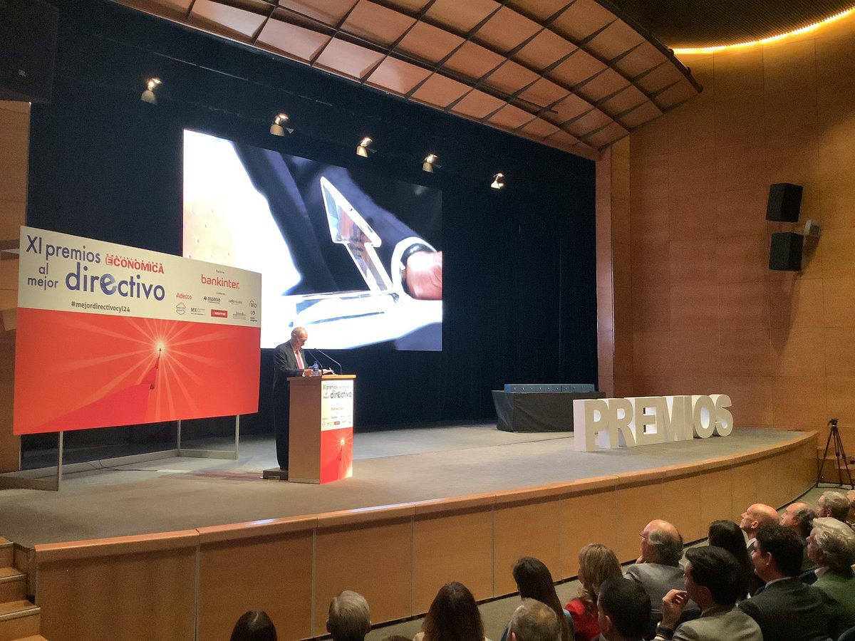 “Es necesario que los empresarios entiendan que es mucho más sencillo y rentable impulsar la colaboración con equipos de investigadores próximos que les ayuden, que adquirir licencias generales a precio de oro”, explica Perán @CARTIFCT #mejordirectivocyl24