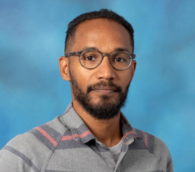 Cook Center Faculty Affiliate Dr. Omer Ali, an Assistant Professor of Economics at the University of Pittsburgh, recently received a grant (with his colleagues Randall Walsh and Andreas Ferrara) from the Russell Sage Foundation! Read more: socialequity.duke.edu/news/faculty-a…