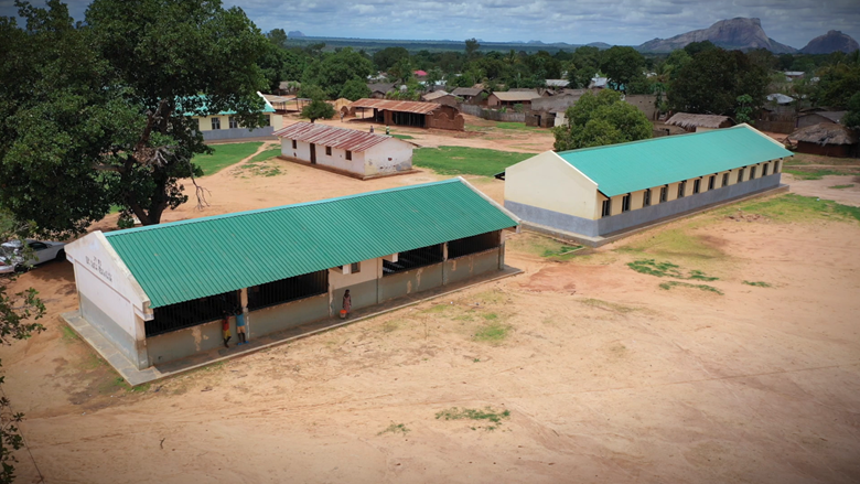 The World Bank Resilience Rating System offers more than just ratings; it provides insights into projects’ economic viability against current and future climate and disaster scenarios. Learn more: wrld.bg/KxBF50RzORj