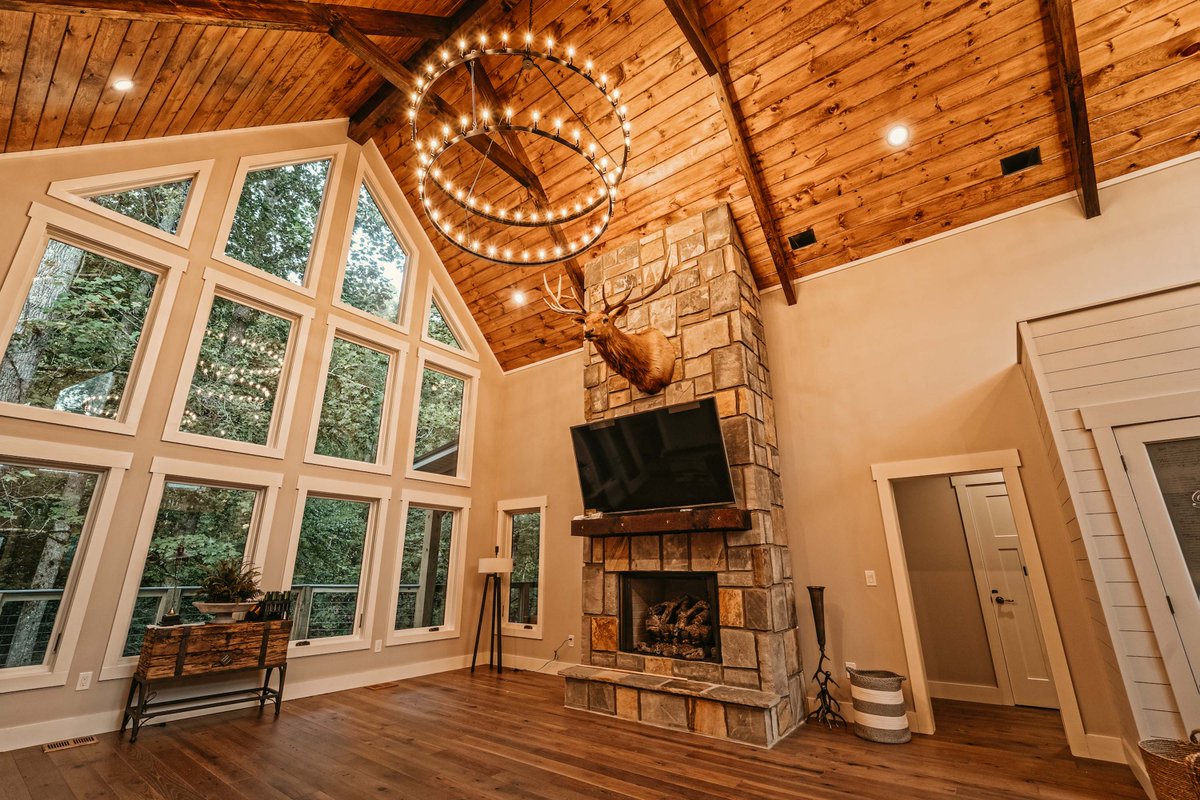 C&C Construction of East Tennessee has been building custom homes in Gatlinburg and East Tennessee since 2000 and they are our #MemberMonday spotlight! To see their portfolio of projects visit their website and give them a follow! #HBAGK