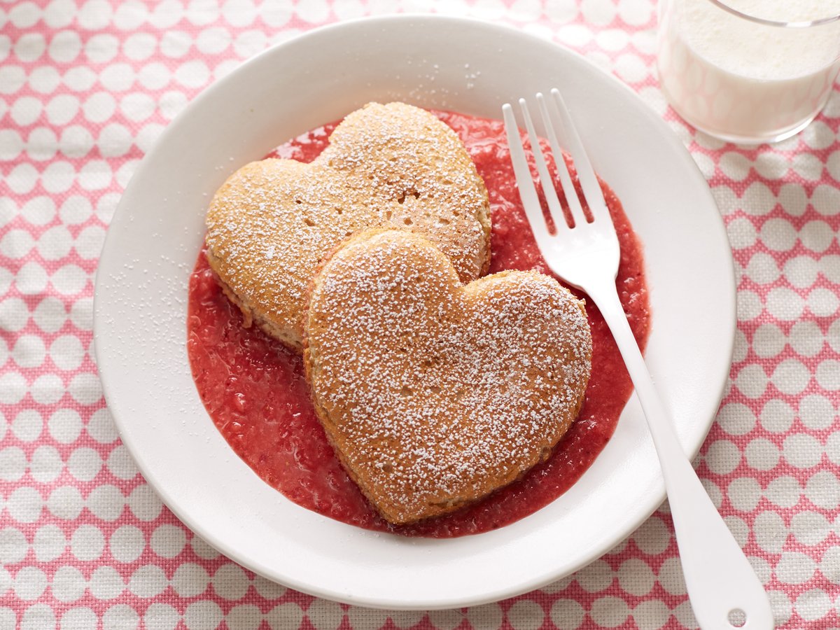 Make Mom's morning with this heart-warming stack! ❤️ Get @ellie_krieger's recipe: cooktv.com/2MPS9HY