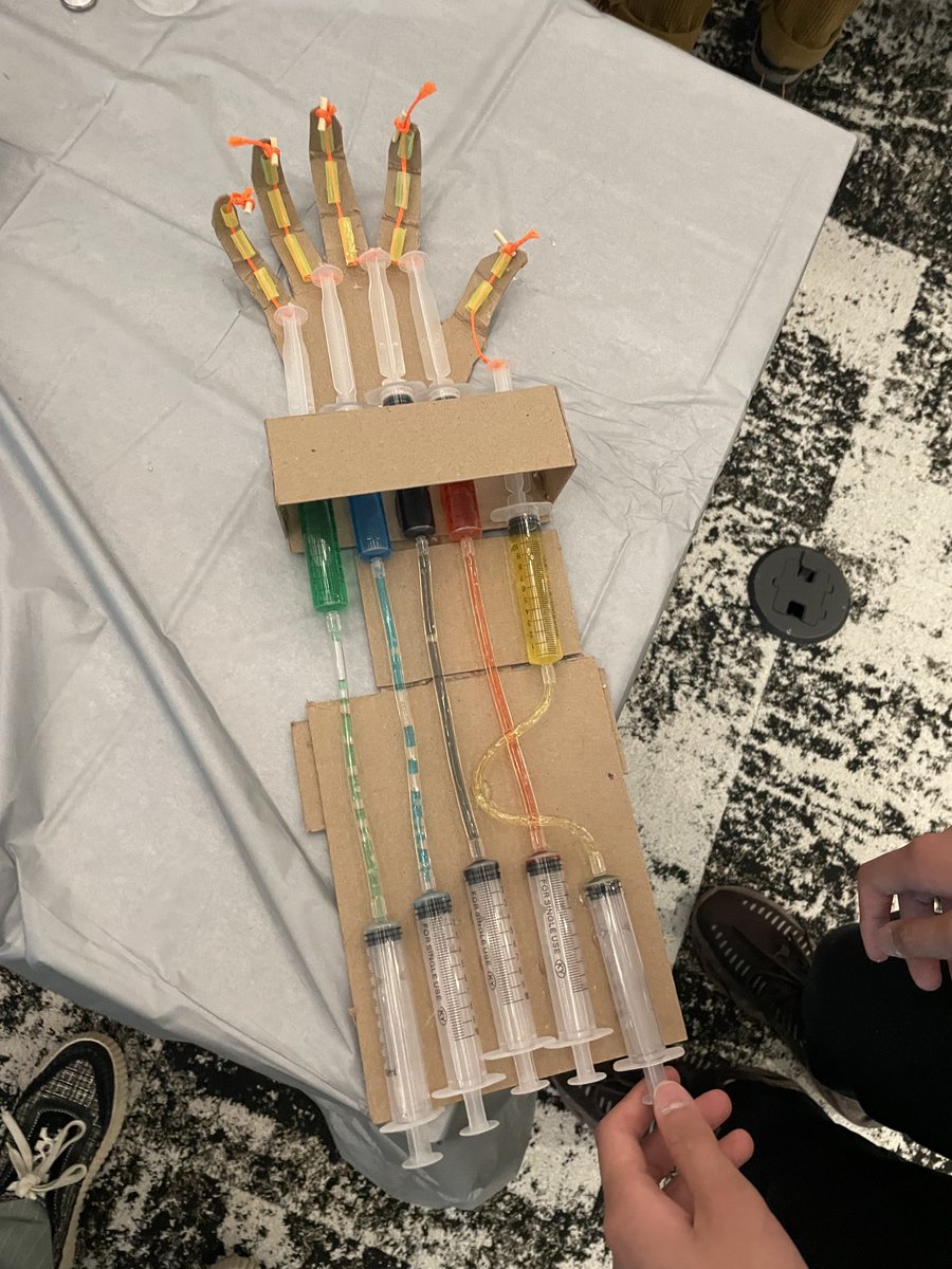 Our #FutureEngineers had a blast during our STEAM NYC: Exploring Engineering spring break camp for 6th-8th grade students. We want to thank STEM Matters for the partnership and Elevate Research Properties for letting us host our camp at West End Labs! #InnovateEducateCreate