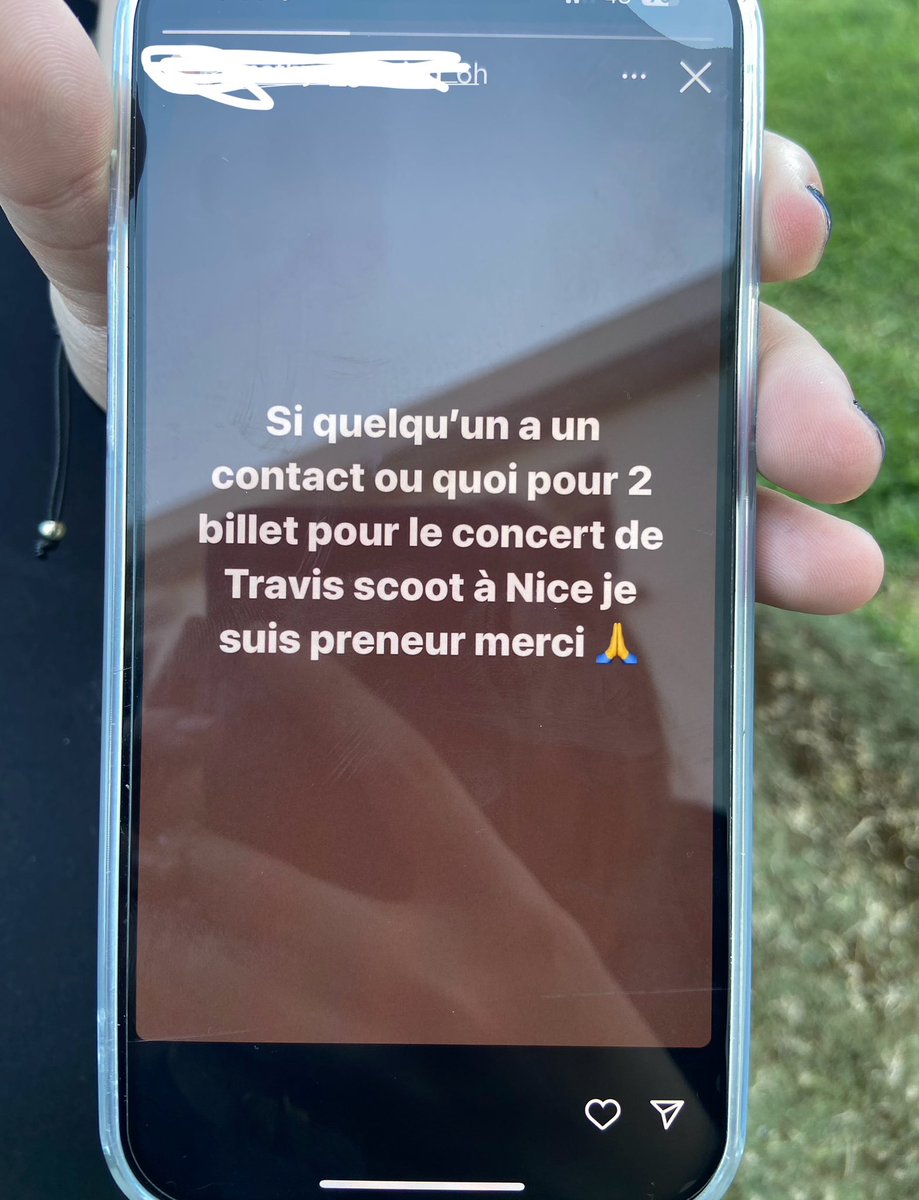 MDRRR ma sœur me montre une story je regarde je lis quoi ?? Travis scoot 🛵