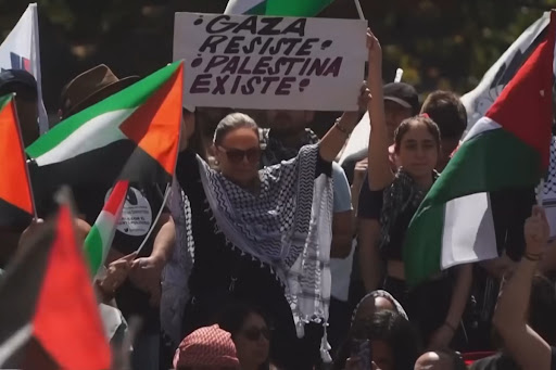 📣 En un momento como el actual, ser neutral frente a un genocidio es ser complice.

En CTXT seguiremos priorizando la información sobre el genocidio, y siendo referencia en la defensa de los derechos de los 🇵🇸palestinos.

Y para eso, os necesitamos: agora.ctxt.es/suscripciones/