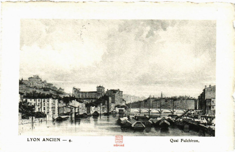 Lyon Ancien-Quai Fulchiron à #Lyon #CartePostaleAncienne 👉 cartorum.fr/carte-postale/…