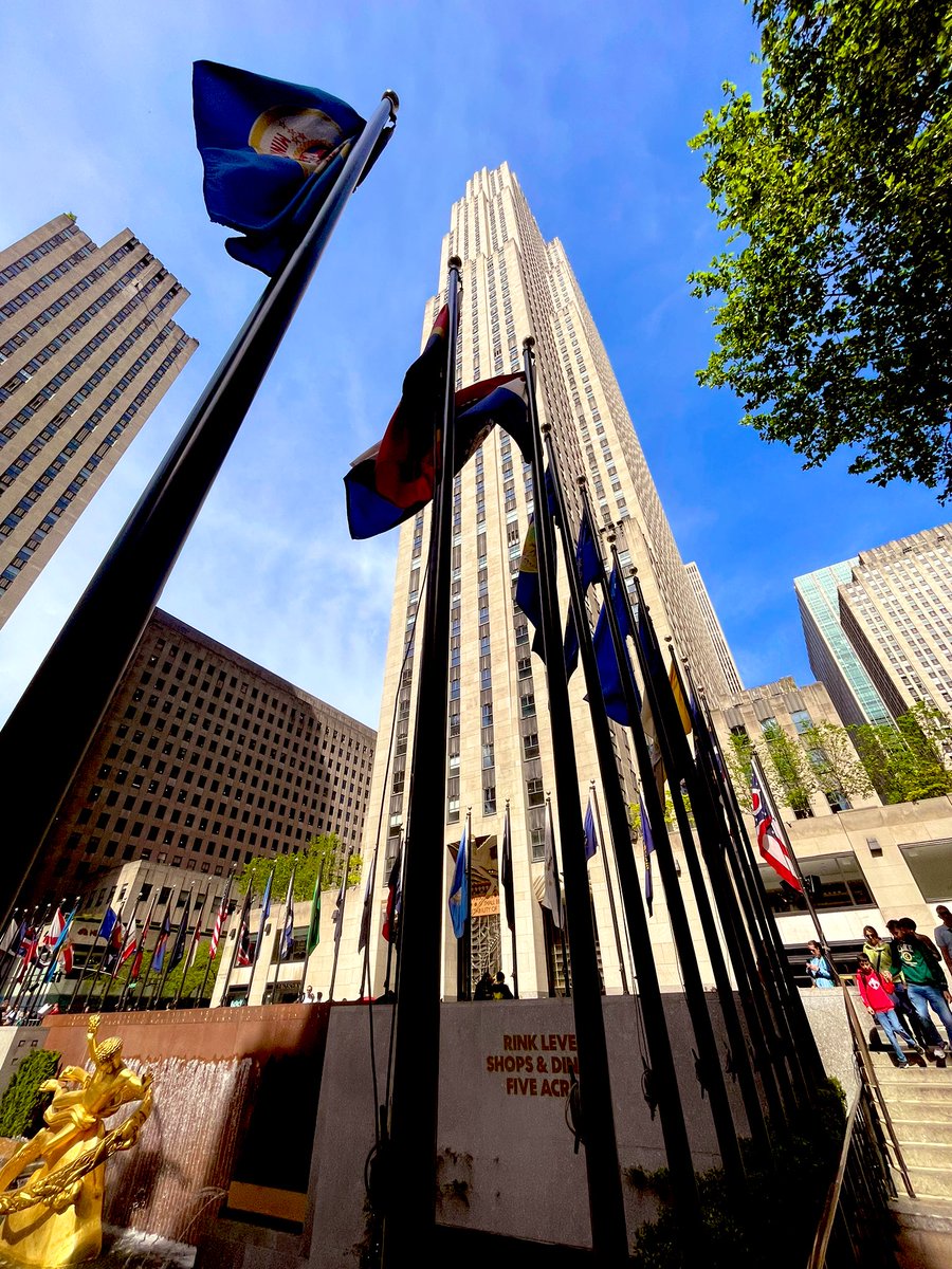 @rockcenternyc you’re still the most beautiful office in the world