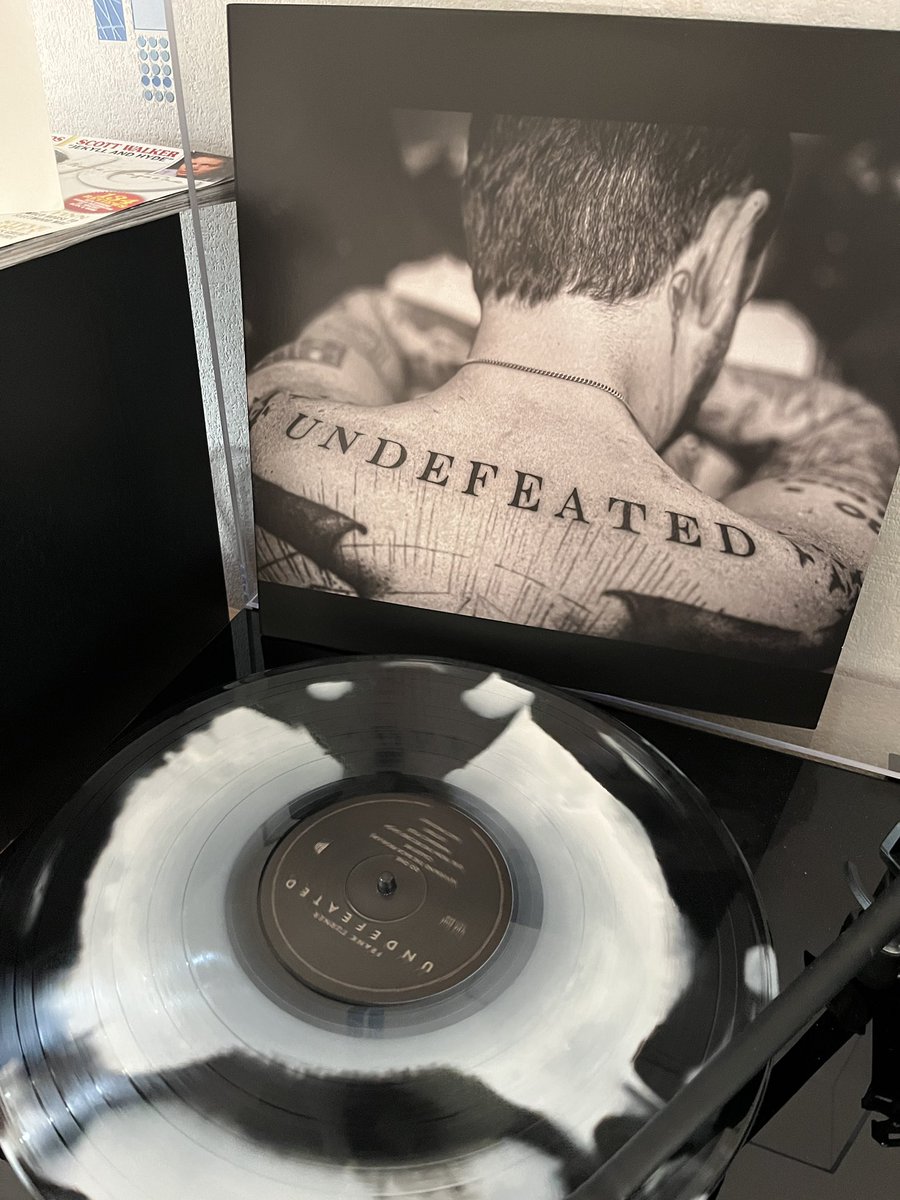 Oh this new @frankturner album ‘Undefeated’ is really rather glorious