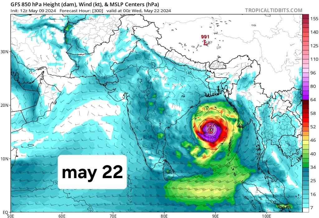pradhyu78651514's tweet photo. Breaking: A major category 3/4 cyclone will be going to formed in Bay of Bengal between 19-20 may. Landfall will be around 23 May [+-2 days]. Landfall  chances is between Odisha-West Bengal. It will be named as #Rumal 🚨🌪⛈️⛈️⛈️

#Cyclone #Rain #RCBvsPBKS #ViratKohli𓃵 #Ipl https://t.co/xWgoycQBTP